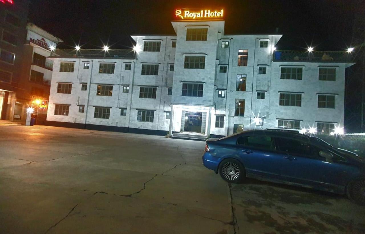 Royal Hotel Naran Ngoại thất bức ảnh