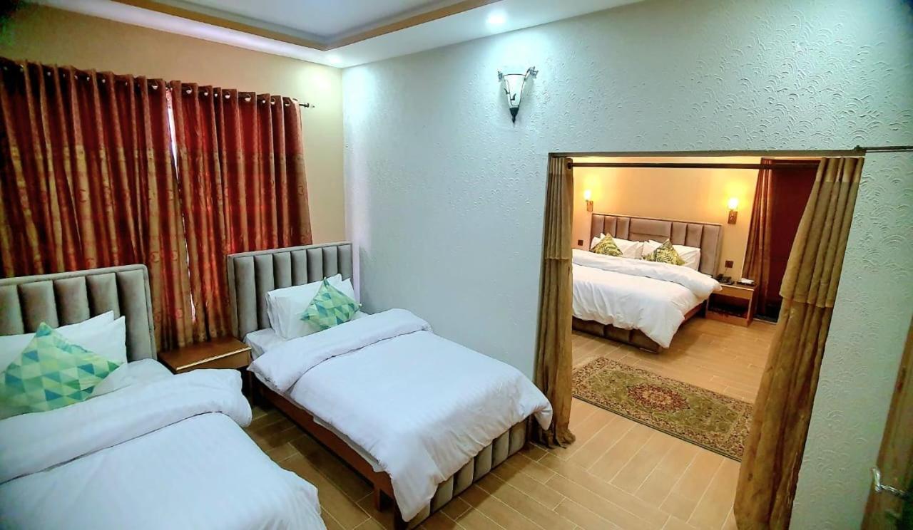 Royal Hotel Naran Ngoại thất bức ảnh